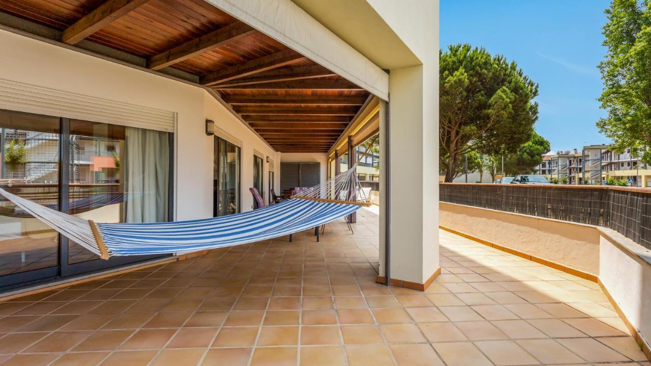 Wonderful Flat W/ Big Patio By Lovelystay Lagos Exterior photo